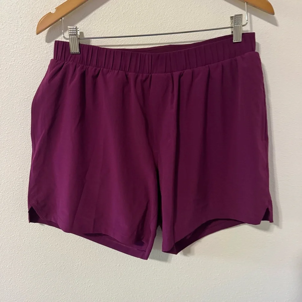 Lululemon License to Train Linerless Short 7